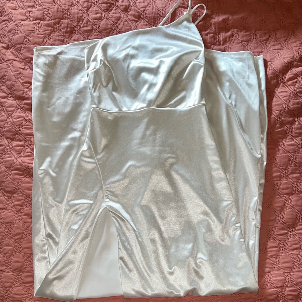 Windsor Satin High Slit Gown Dress - Picture 4 of 6